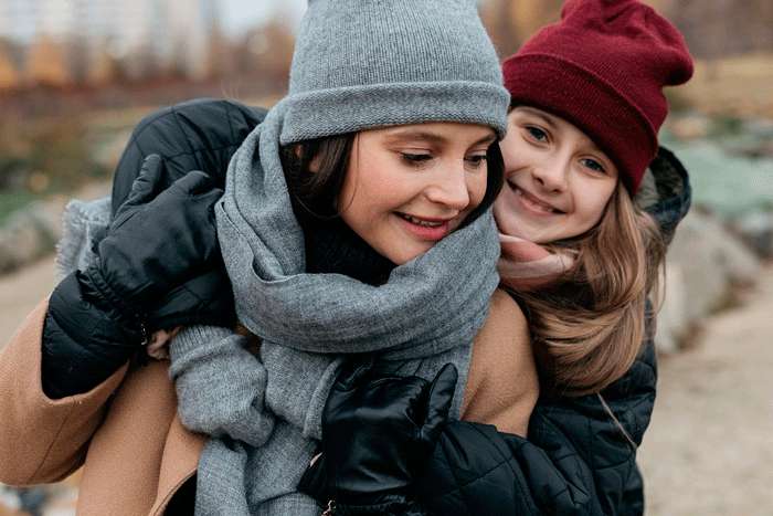 Покажите, как нужно относиться к своей семье