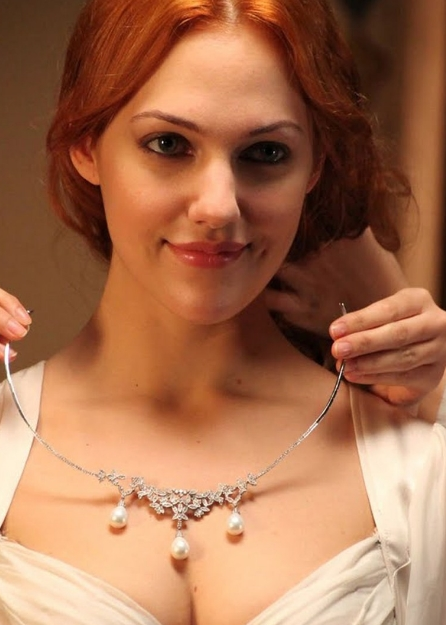 Звезда сериала «Великолепный век» преобразилась до неузнаваемости