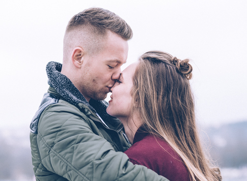 Измена: почему мужчины чаще ходят «на сторону» и как с этим бороться