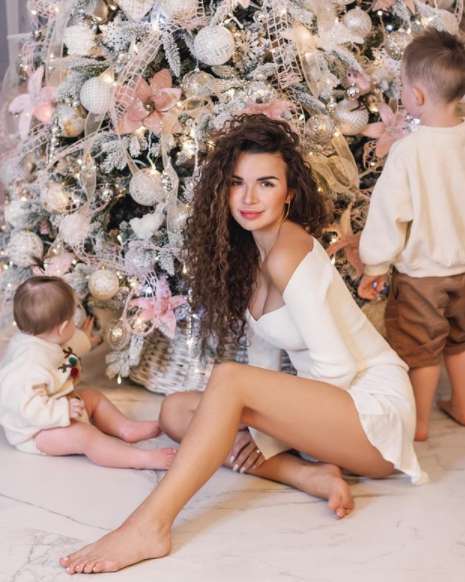 Надин Серовски с детьми