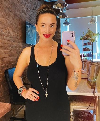 Сестра Жанны Фриске спела ее хит на свадьбе