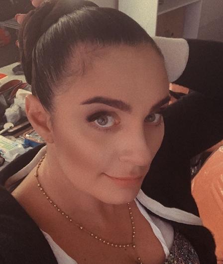 Ваенга оконфузи&shy;лась на сцене проекта «Голос 60+»