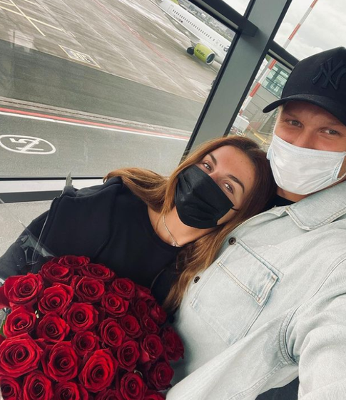 Как, уже? Артисты, которые сыграли тайные свадьбы