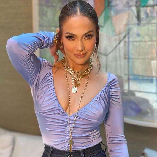 Дженнифер Лопес