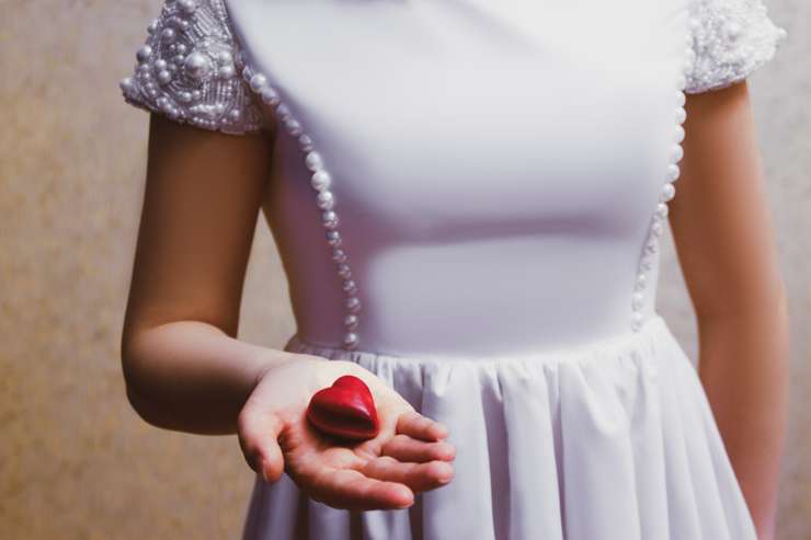 жемчуг будет хорош в любом варианте