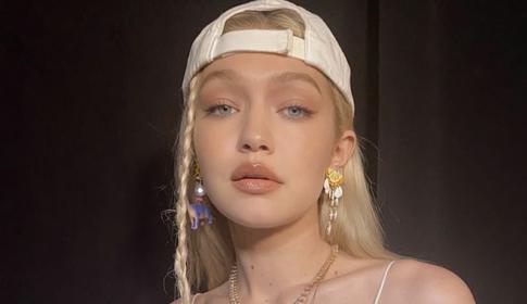 Гладил по плечу: Ди Каприо застукали вместе с Джиджи Хадид