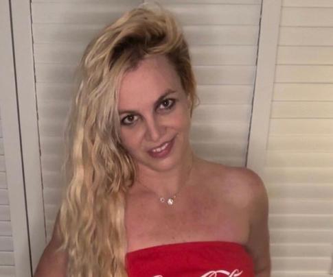 Бритни Спирс заявила, что сменила имя