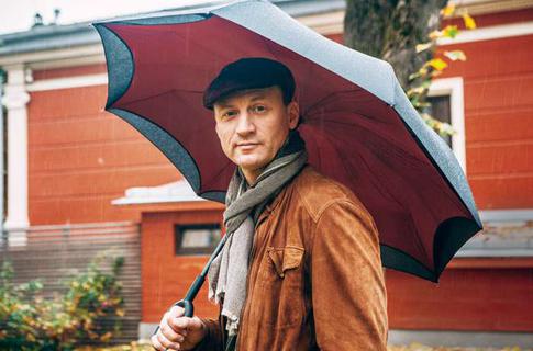 Во Франции отменили спектакль с участием Анатолия Белого, уехавшего из России