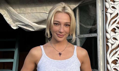 Ивлеева показала свою спальню: свечи и интимная подсветка