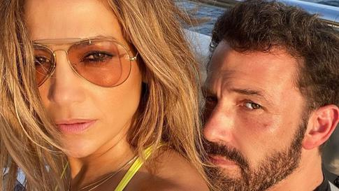 Лопес помогла Аффлеку наладить отношения с экс-супругой