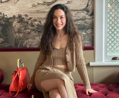 Виктория Дайнеко устроила скандал в пункте выдачи заказов