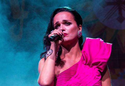 «В ряд с ними не встану»: Слава — о звании заслуженной артистки