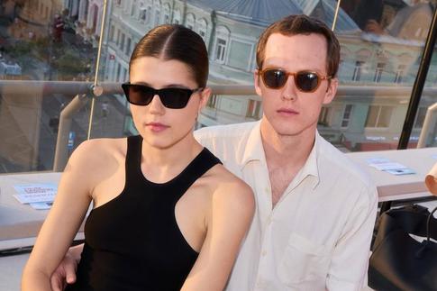 «Не хочется почувствовать себя глупо»: Мария Мацель — о помолвке с Илларионом Маровым