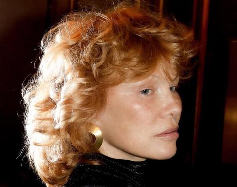 «Это ужасно»: сменившую имидж Памелу Андерсон призвали накраситься