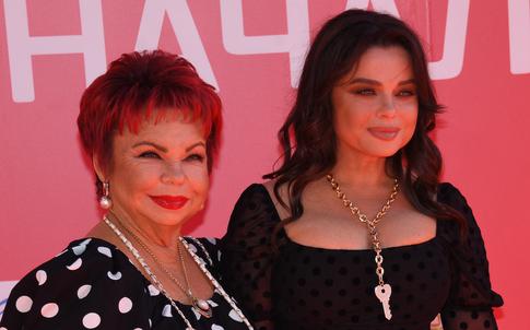 Двойная жизнь Наташи Королевой: заработок в РФ, помощь семье в Киеве