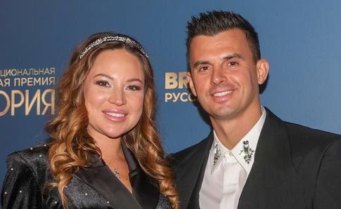 Кирилл Туриченко из «Иванушек» сообщил о недуге беременной жены