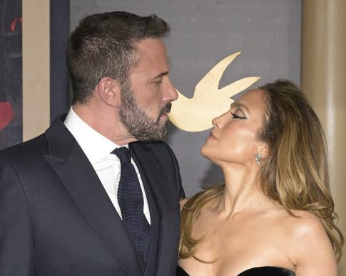 Дженнифер Лопес и Бен Аффлек воссоединились ради воскресного обеда