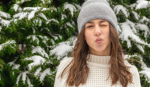 Зимняя перезагрузка: уход за губами, чтобы выдержать любой холод и ветер