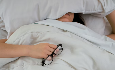 Не надо снотворного: 6 способов наладить сон в перименопаузу