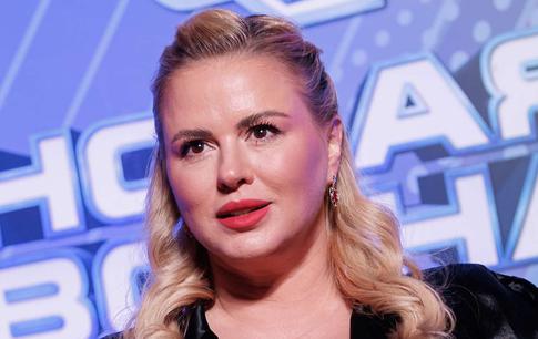 Семенович вышла на связь с новыми губами: «Три дня без поцелуев»