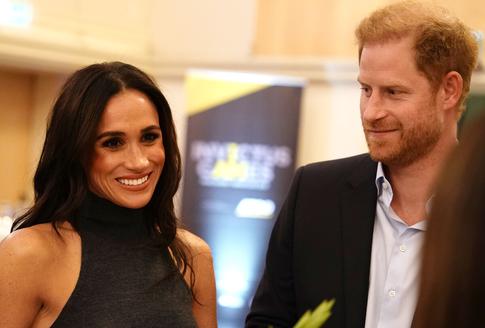 Вечеринка отщепенцев: Гарри и Меган Маркл встретились с Бруклином Бекхэмом и его женой