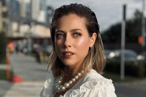 «Мне с мужем повезло»: звезда сериала «Два холма» дала редкий комментарий о непубличном супруге