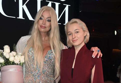 Волочкова обвинила близких в предательстве: «Втихаря от меня что-то совершают»