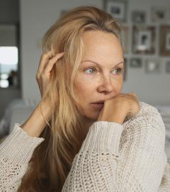 “Без сожалений”: Памела Андерсон в новом имидже. Как менялась звезда