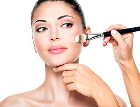 Как правильно выбрать тональный крем: 5 важных правил