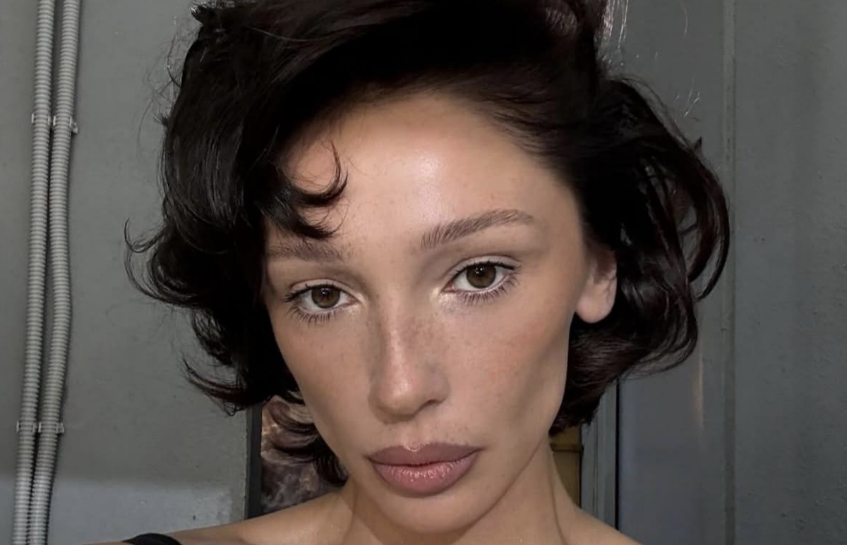 Настя Ивлеева примерила образ «русской куклы»: фото