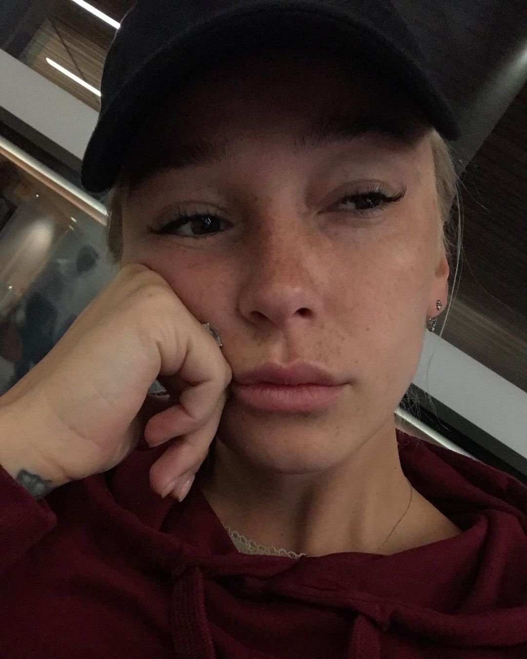 "Посмотрите напоследок": как Галустян, Гузеева, Ивлеева и другие простились с "Инстаграмом"