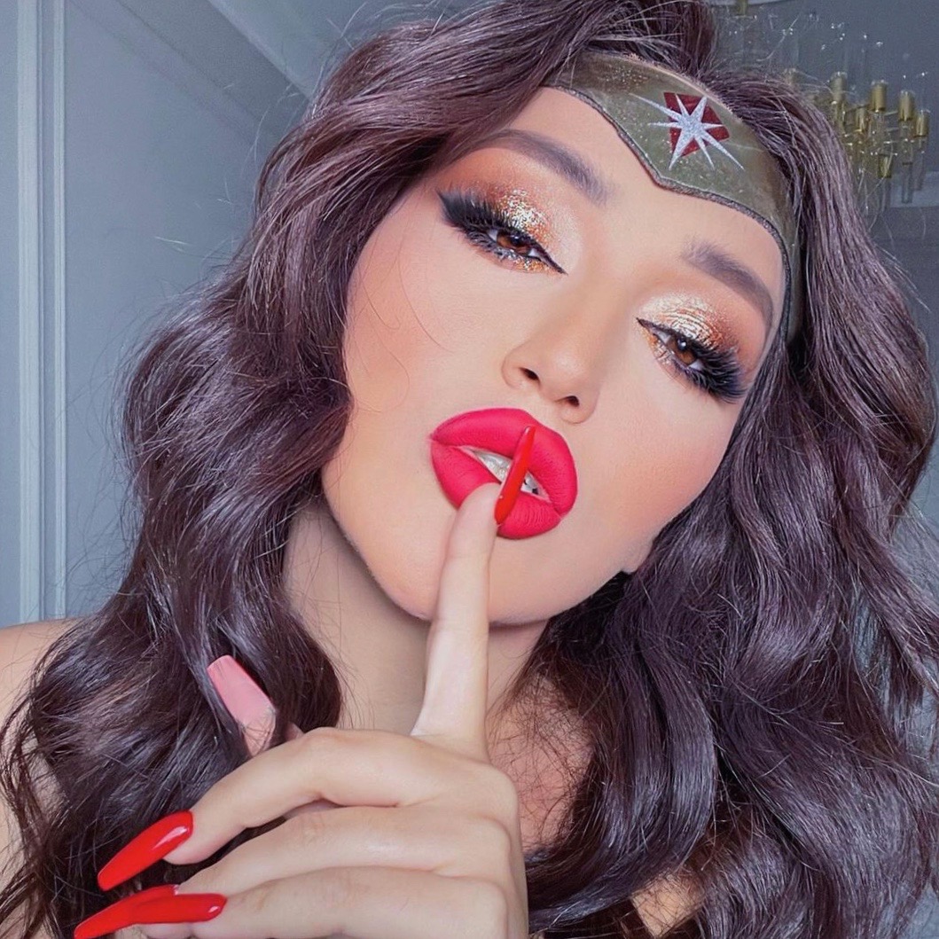 Битва вечерних мейкапов: идеи от Гоар, Бони, Каменских и других