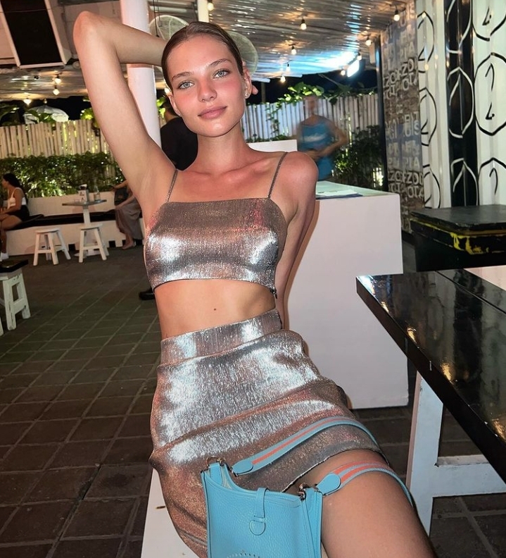 Кафельникова на Бали, Лепс с экс-супругой, Меладзе меняет профессию: главное за выходные