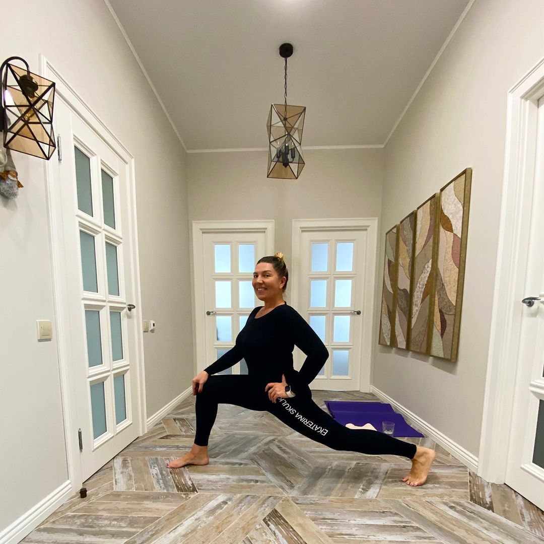 Скулкина, Глюкоза, Бузова и другие звезды 35+ на тренировке